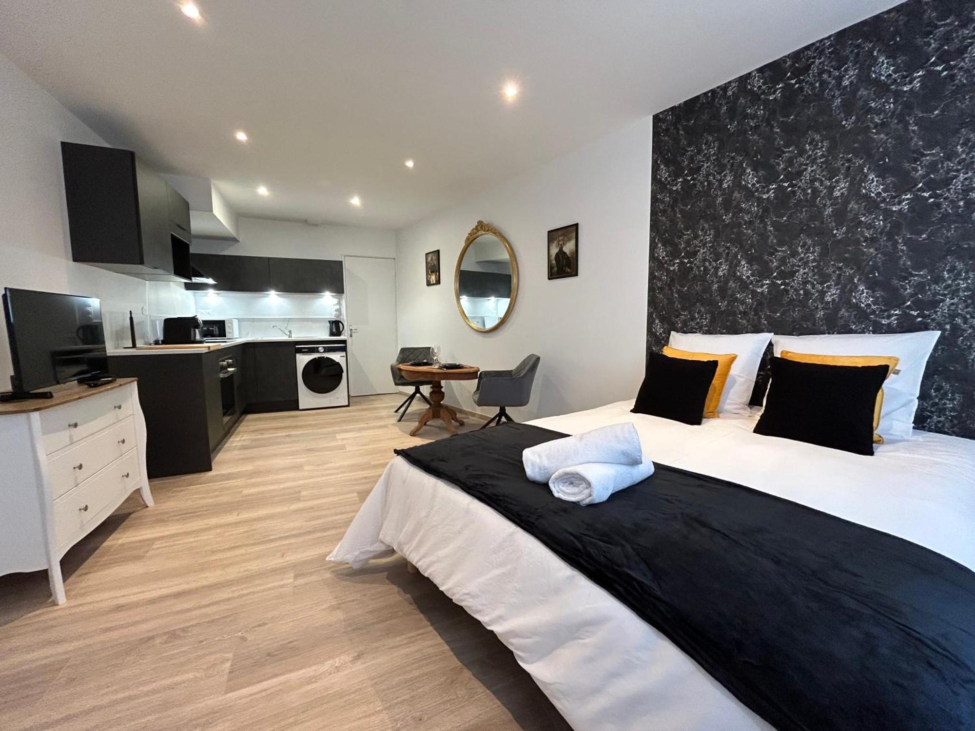 L'Ecrin - Central - King Bed - Calme - Luxe Аррас Экстерьер фото